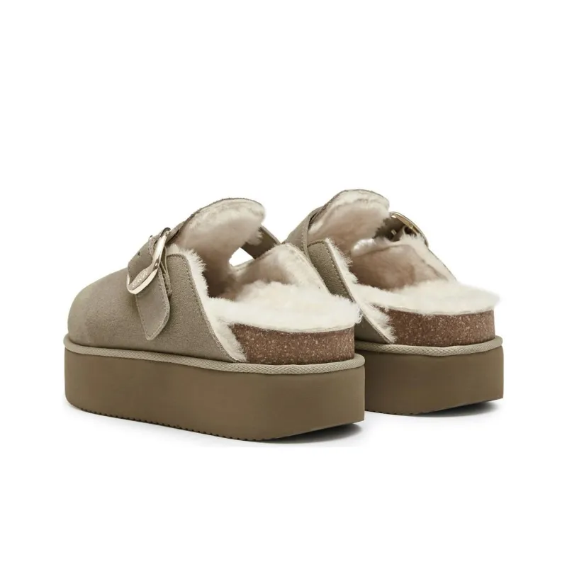 Staccato Closed Toe Slippers Women's-14