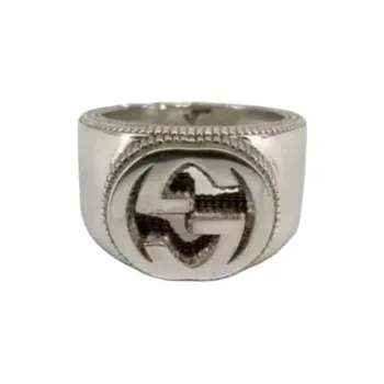 GUCCI Interlocking G Ring Textured Emblem