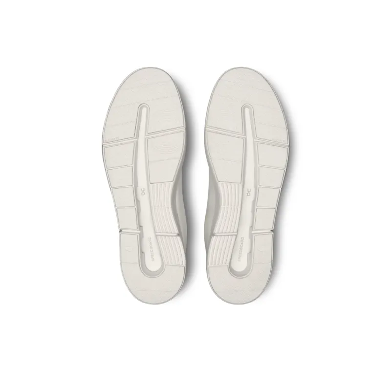 On The Roger Advantage All White-5