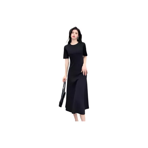 Beauty At 19 Short-Sleeved Dresses Women's Black