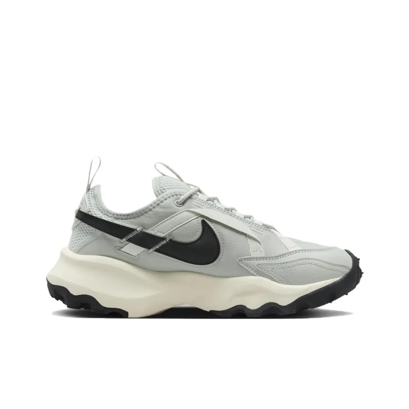 Nike TC 7900 Slip Resistant Low Top Casual Running Shoes Women's Cyan Black-1
