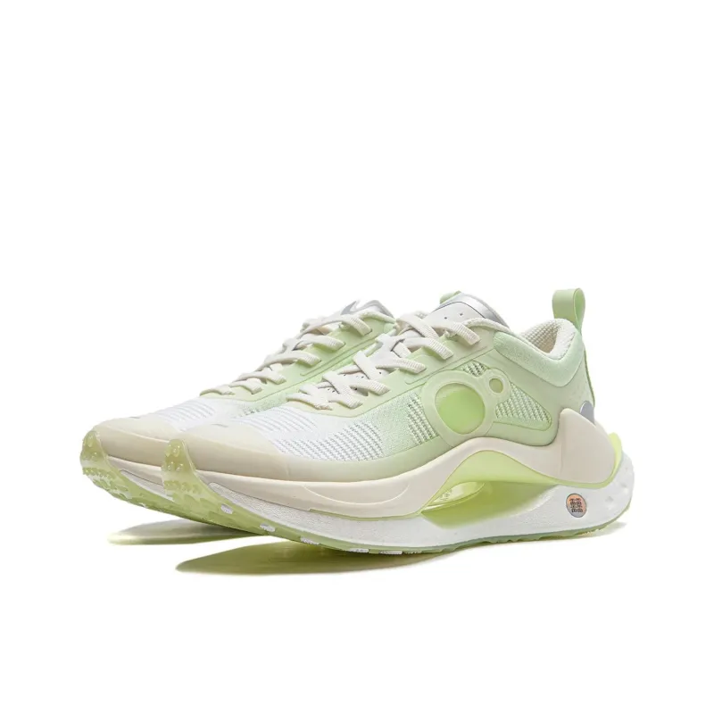 LiNing Jueying CRC Cushioning, Wear Resistant Low Top Casual Running Shoes Women's White Green-2