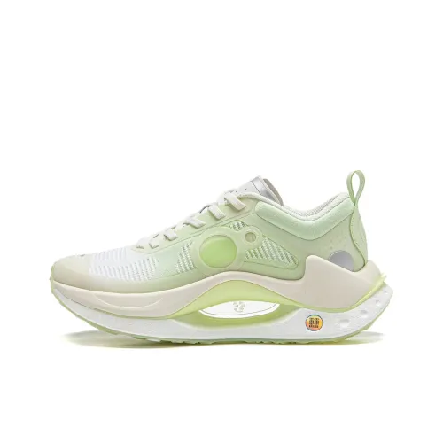 LiNing Jueying CRC Cushioning, Wear Resistant Low Top Casual Running Shoes Women's White Green