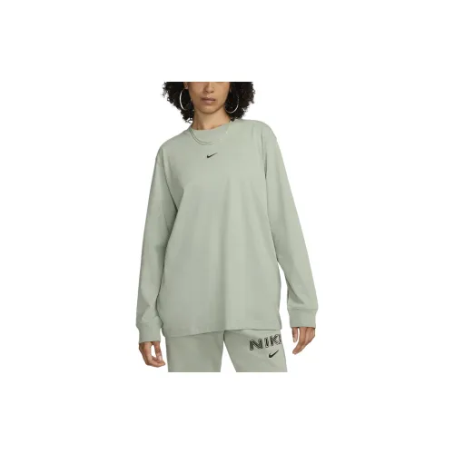 Nike Sportswear T-Shirts Women's Jadeite Horizon