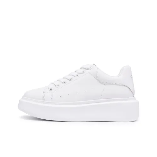 Satchi Skateboard Shoes Women's Low-Top White