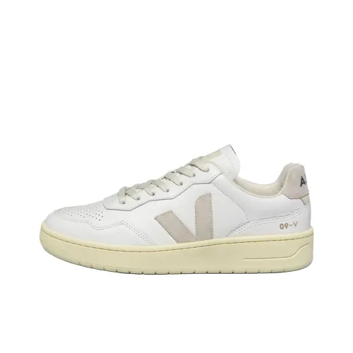 VEJA Campo Chromefree Leather Sneakers