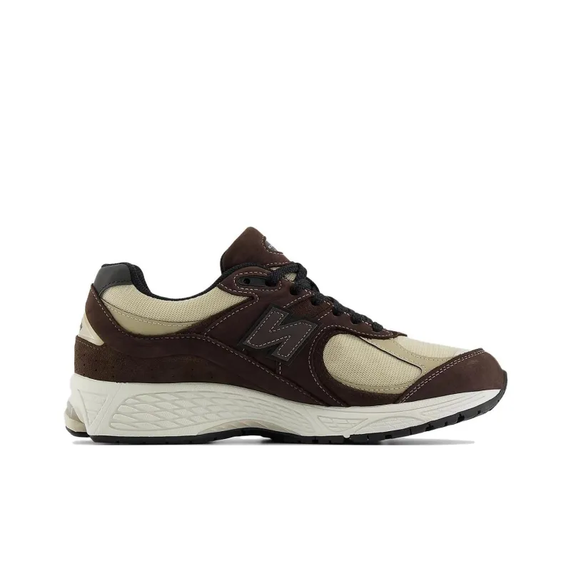 New Balance 2002R Gore Tex Black Coffee-1