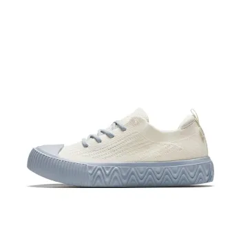 Anta Flyknit Durable Breathable Low Top Skateboard Shoes Women's White Blue