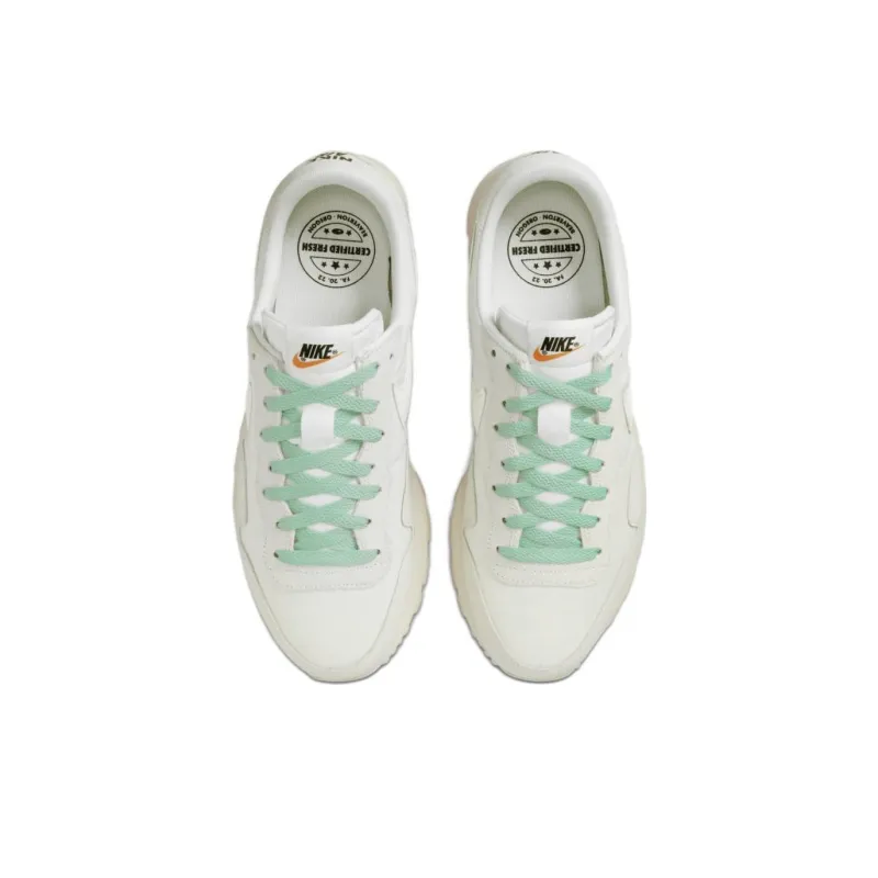 Nike Air Pegasus 83 Premium Vintage Sail-3