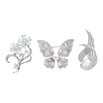 GAGA Brooches Women's