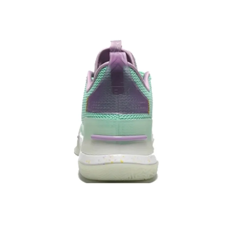 PEAK Taichi Flashing Anti Slip Wear Resistant Low Top Basketball Shoes White Green-4