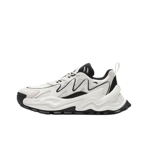 ANTA Hot Chunky Sneakers Women's Low-Top Black/White