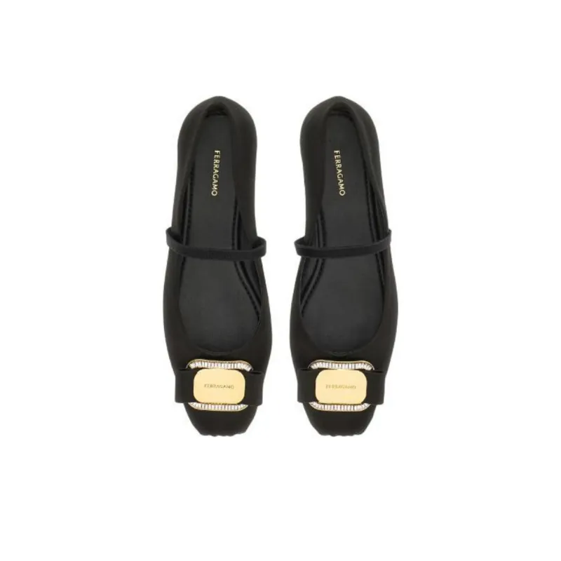 FERRAGAMO Vara Casual Single Shoes Women's Black-4