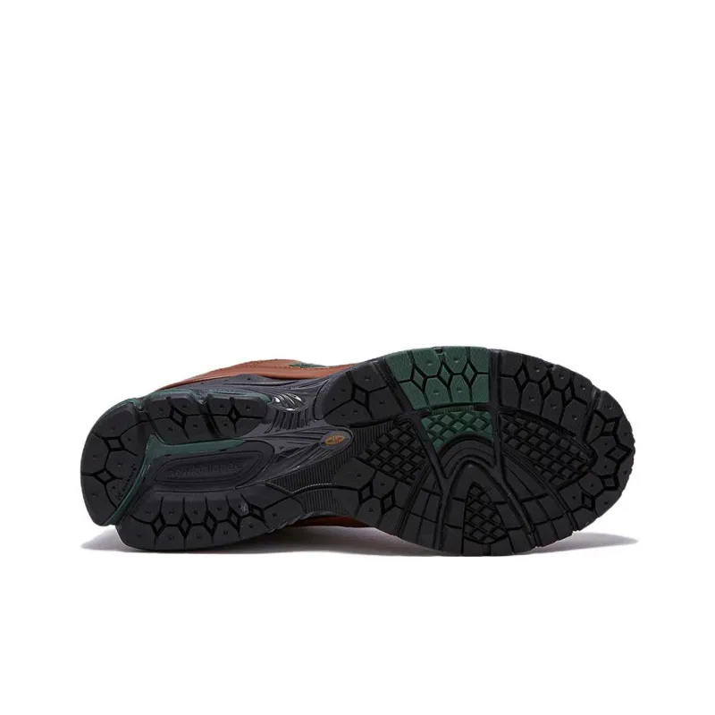 New Balance 2002R Wonderland Park Brown-4