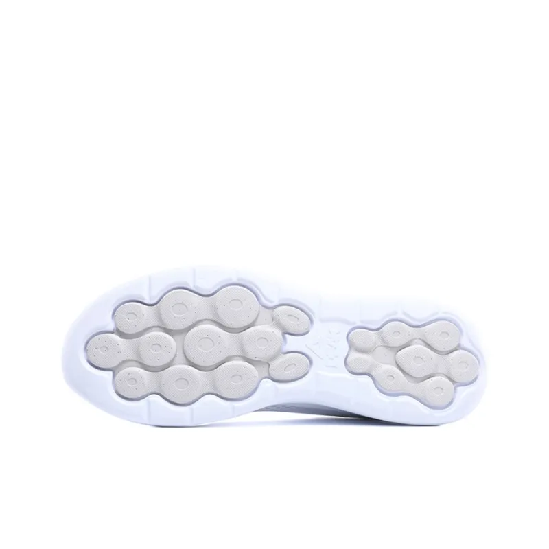 PEAK Qingyi Cushioned Slip Resistant Abrasion Resistant Low Top Running Shoes Women's Baymax-3