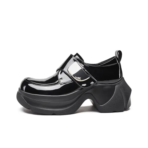 YEARCON Loafer Women's