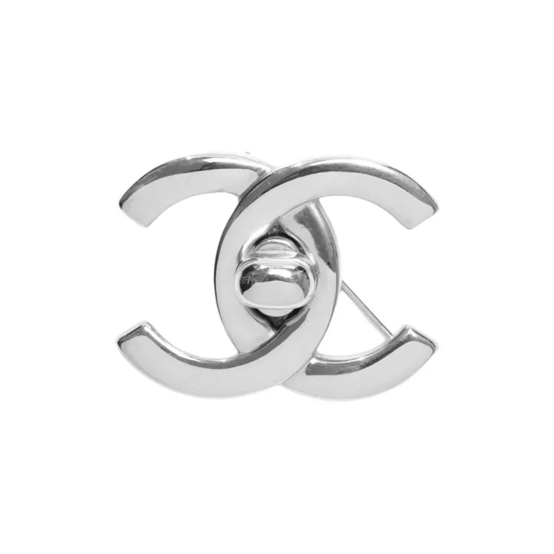 CHANEL 1996 Cc Turn Lock Brooch Costume Brooch-0