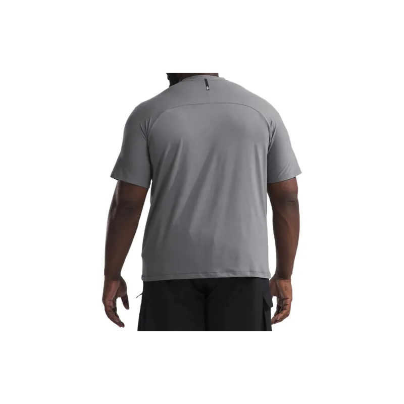 THE NORTH FACE Men’s Big Dune Sky Short-Sleeve Crew T-Shirt Men's Gray-1