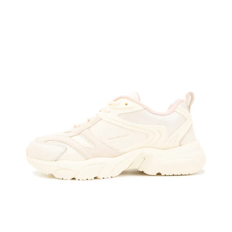 CALVIN KLEIN Low-Top Casual Shoes Women's Cow Ivory-0