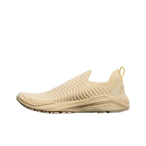 APL ATHLETIC PROPULSION LABS Techloom Traveler Low-Top Casual Shoes Women's Yellow