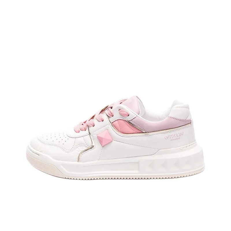 Valentino One Stud Low Top Skateboard Shoes Women's Pink-0