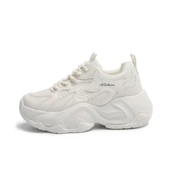 Bull Charm Abrasion Resistant Slip Resistant Low Top Chunky Sneakers Women's