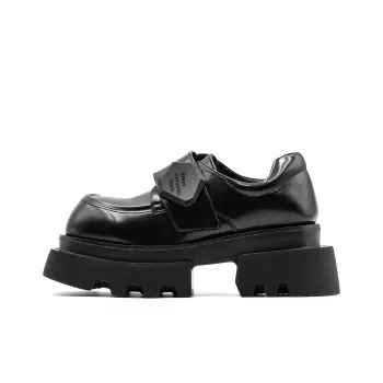 Little Sue Camellia Large Head Derby Shoes Loafers Women's