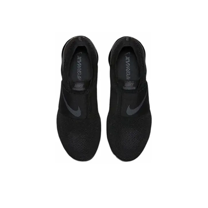 Nike Air VaporMax Moc Triple Black-2