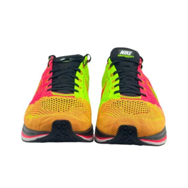 Nike Flyknit Racer Hyper Punch-3