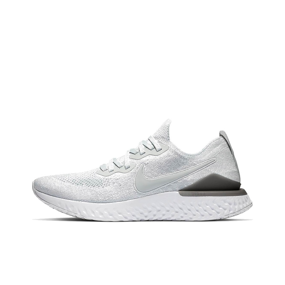 Nike epic react shops flyknit 2 white