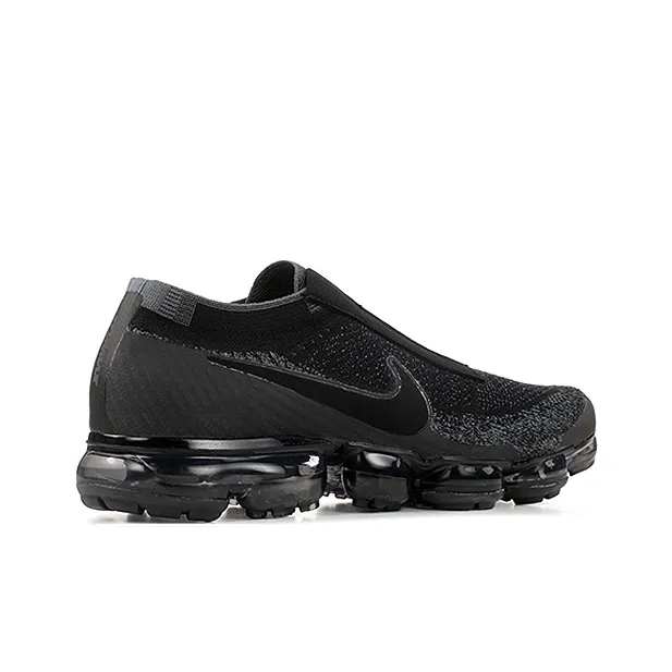 Nike Air VaporMax Se Laceless Triple Black-2