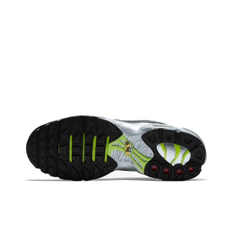 Nike Air Max Plus Tuned To Black-4