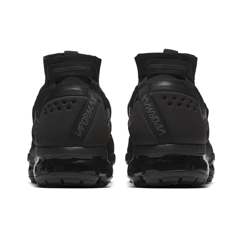 Nike Air VaporMax Utility Triple Black-3