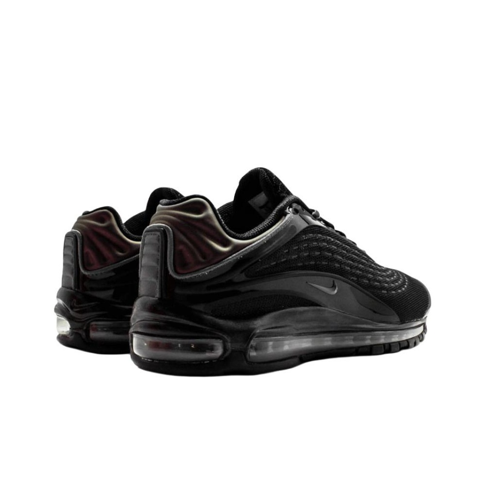 NIKE AIR MAX DELUXE TRIPLE BLACK & TRIPLE WHITEが9/15に国内