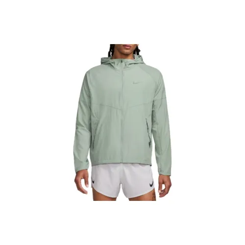 Nike MILER Jackets Men Emerald Green