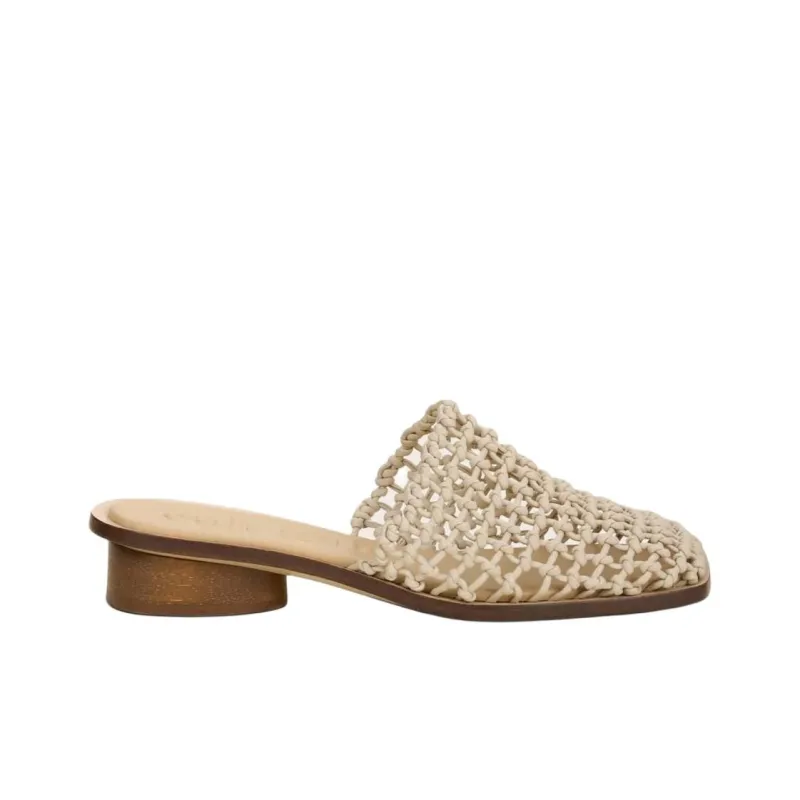 CULT GAIA Closed Toe Slippers Women's Beige-1