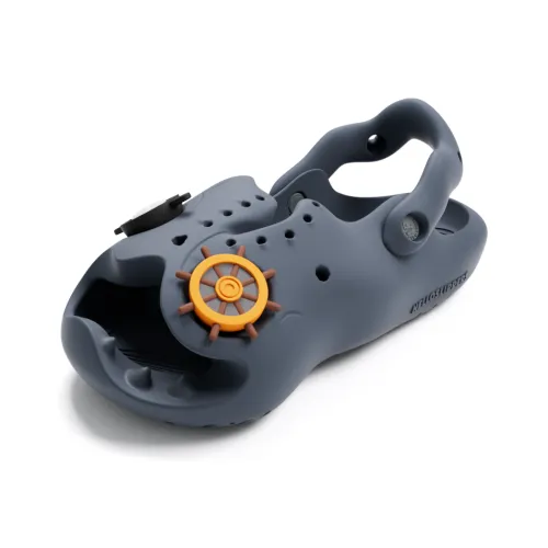 HelloSlippers Mr. Skully Pirate Clogs Unisex