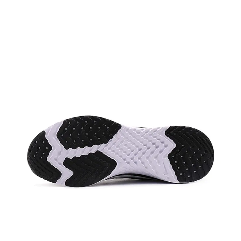 Nike Odyssey React Black White-4