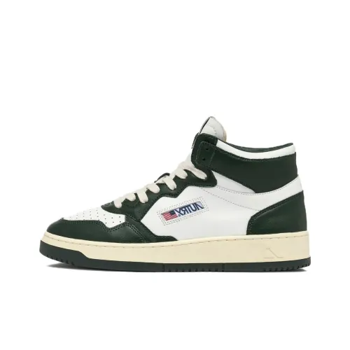 AUTRY Medalist Skateboard Shoes Women's Mid-Top White/Green