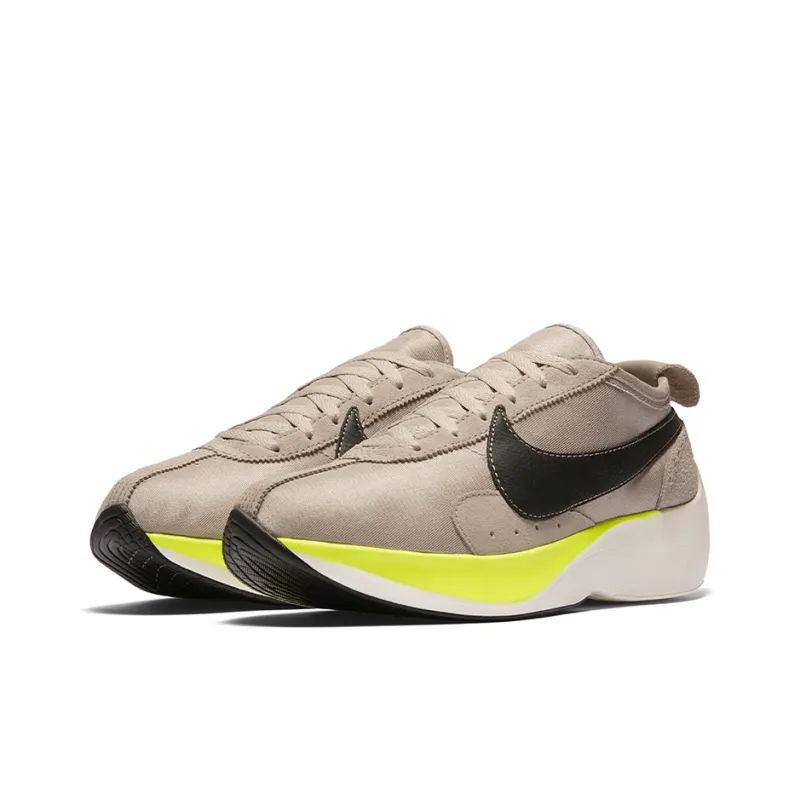 Nike Moon Racer String-1