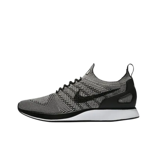 Nike Mariah Flyknit Racer Pale Grey Solar Red