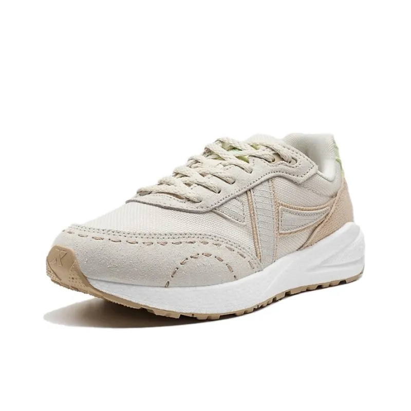 XTEP Wear-Resistant Low-Top Casual Shoes Women's Oatmeal Cream-1