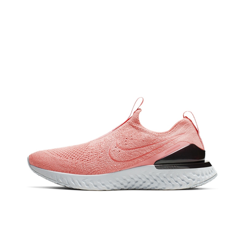 Nike Epic Phantom React Flyknit hotsell Women's Size 8