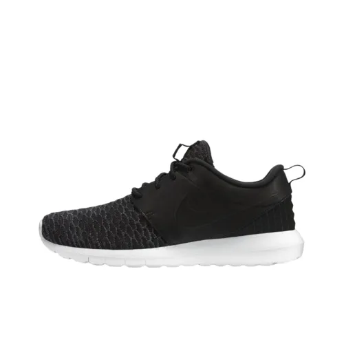 Nike Roshe Run Flyknit PRM Black White