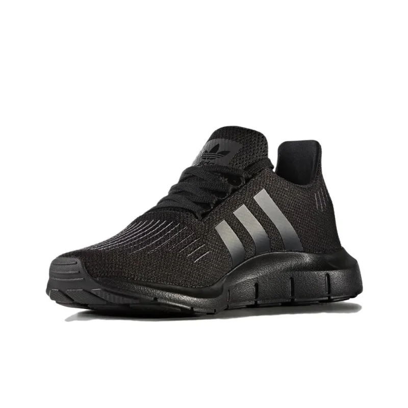 Adidas Swift Run Triple Black-1