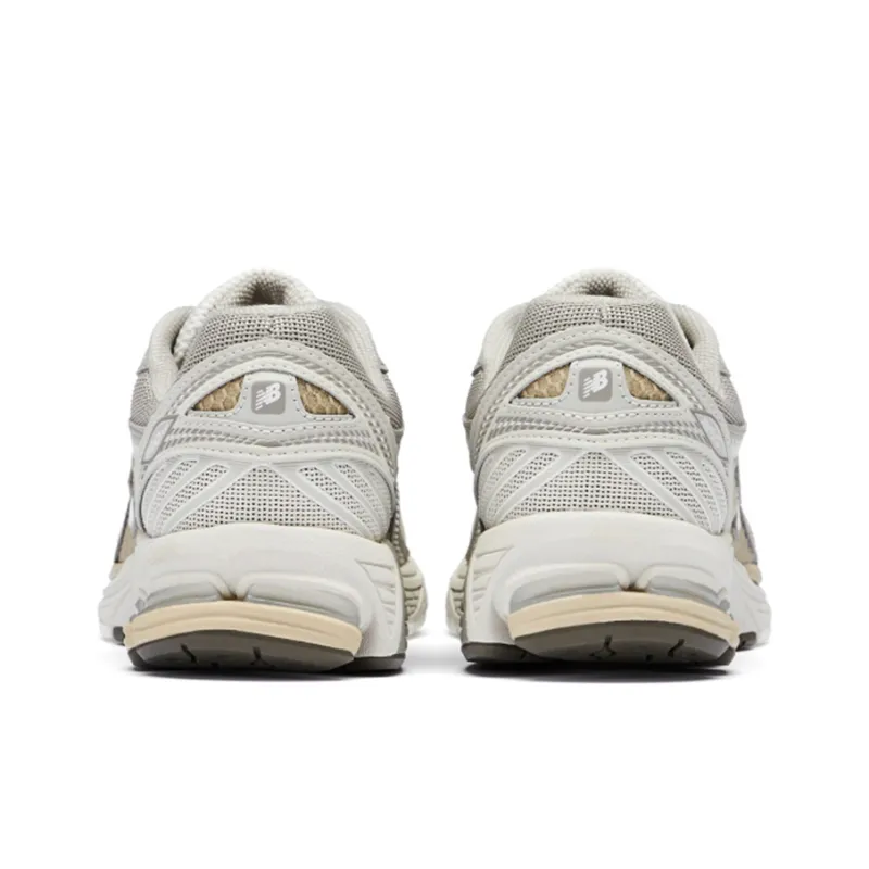 New Balance 860v2 Mars-3