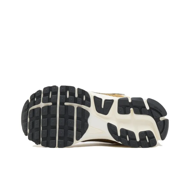 Nike Air Zoom Vomero 5 'Metallic Gold' Women's-4