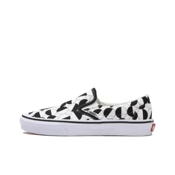 Vans Slip-on Classics 'GACHA' Anti-Slip Wear-Resistant Low-Top Skateboard Shoes Unisex Black White