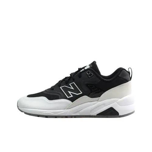 This shoe is perfect for mid-distance length training as it is light and sturdy with a stable ride