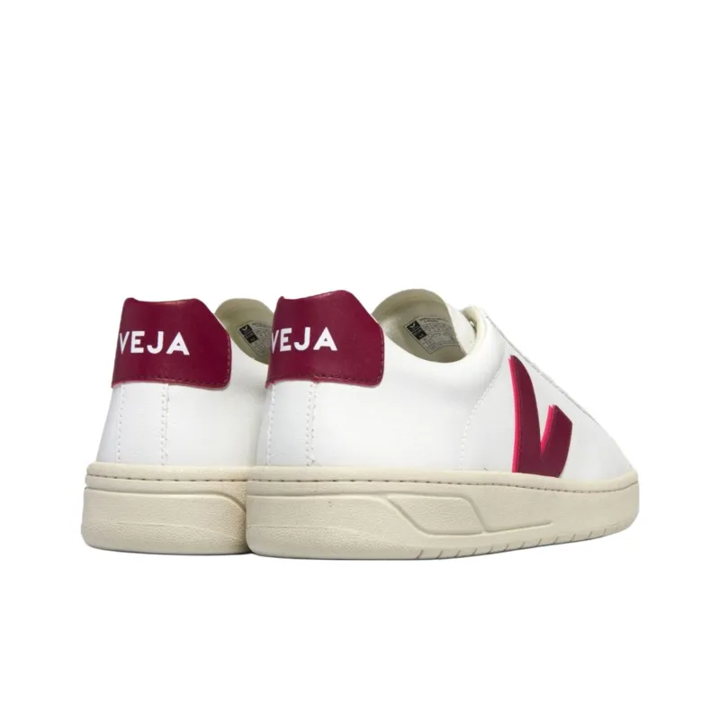 VEJA Logo Patch Lace Up Sneakers-4